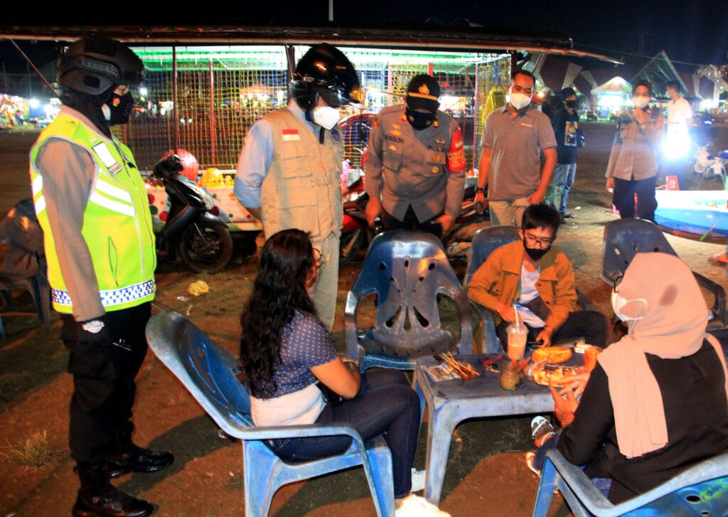 Pantau Prokes Covid-19, Walikota Wahdi Keliling Metro