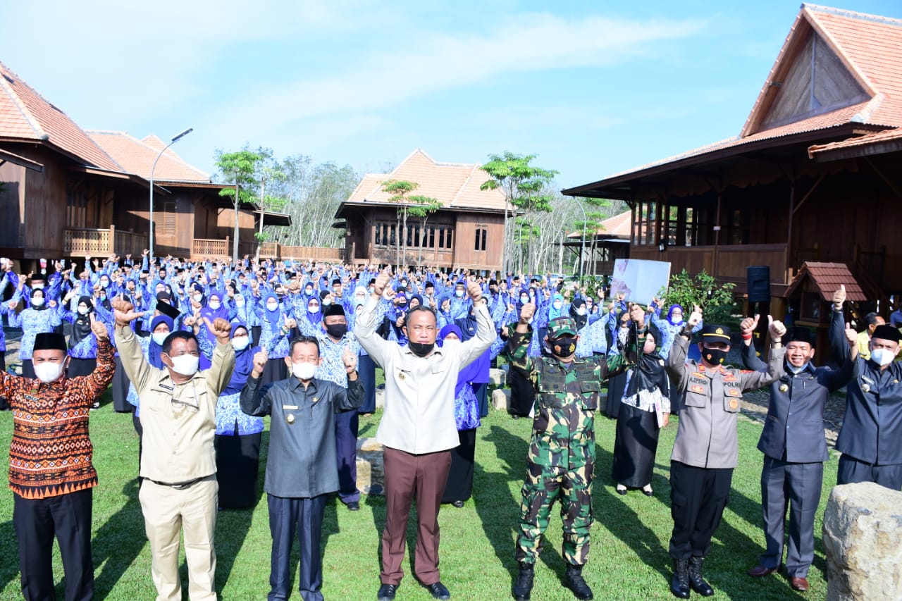 Bupati Tubaba Lantik Pejabat UPT dan Pengawas