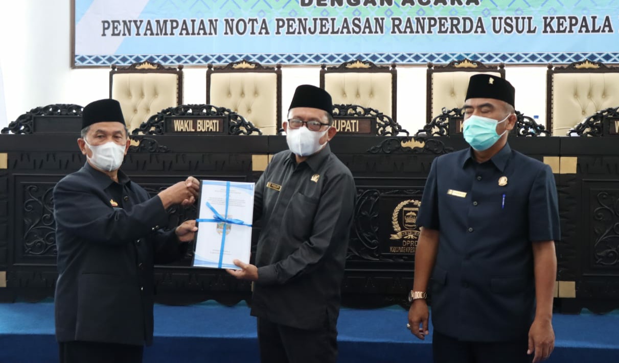 DPRD Gelar Paripurna Raperda Perangkat Daerah