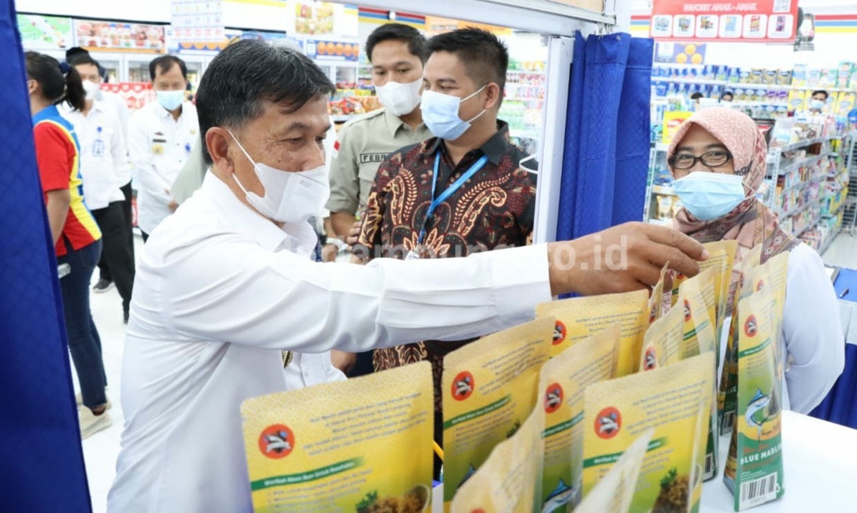 Gandeng Indomaret untuk Pasarkan Produk UMKM