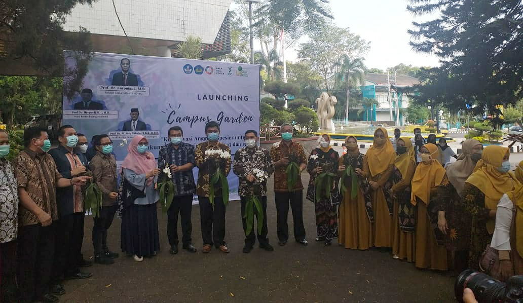 Unila Konservasi Anggrek lewat Campus Garden