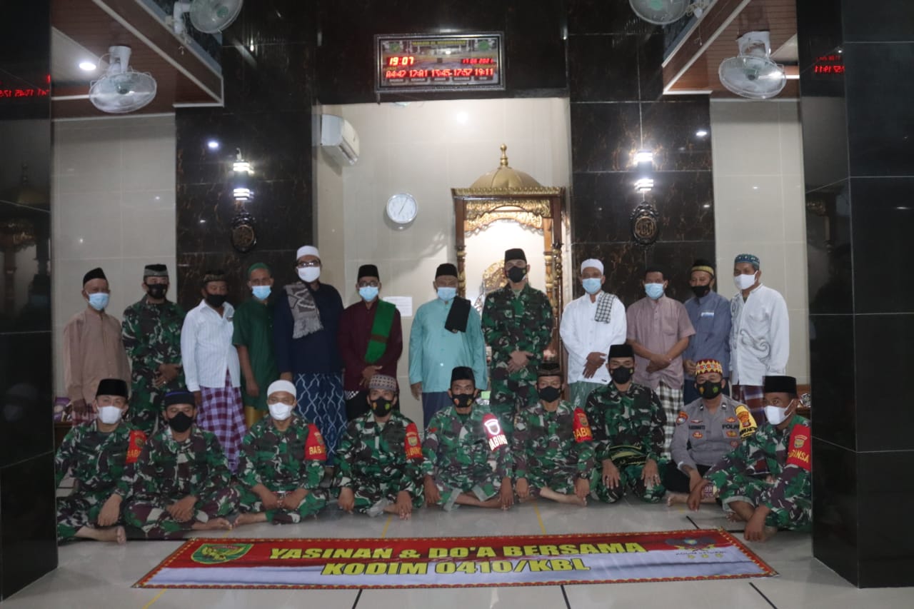 Dandim 0410/KBL Hadiri Kegiatan Salat Magrib Bersama