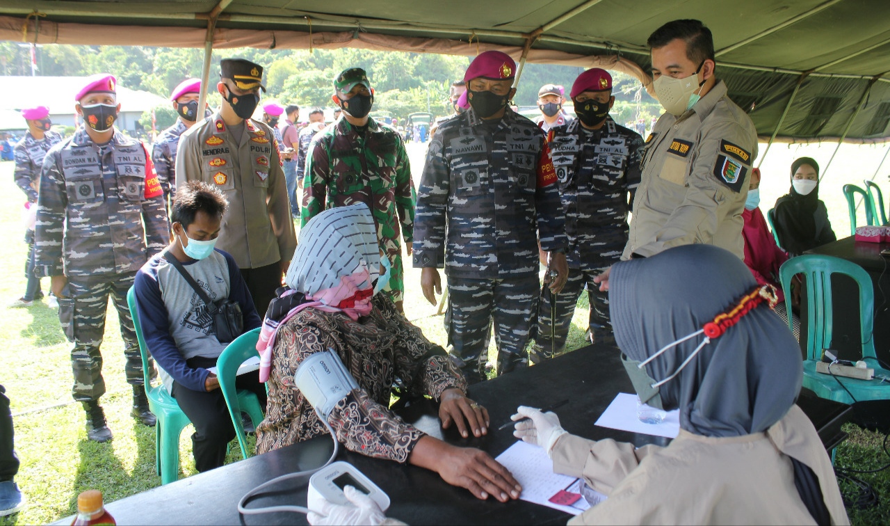 Bupati Apresiasi Serbuan Amfibi Vaksinasi Covid-19