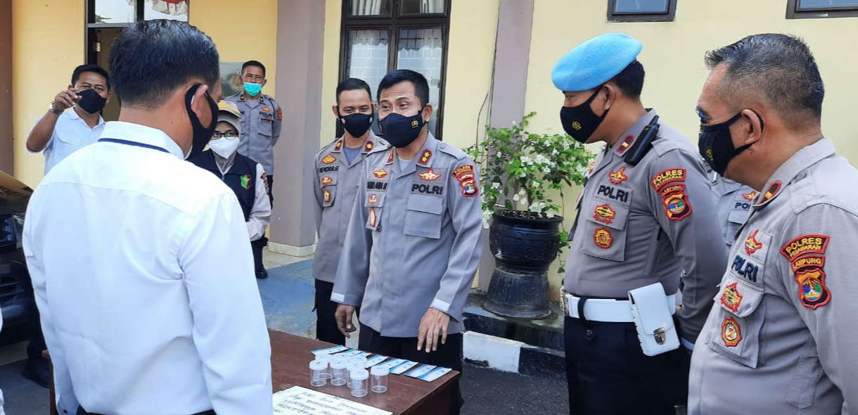 Spontan, Anggota Satresnarkoba Polres Pesawaran Tes Urine