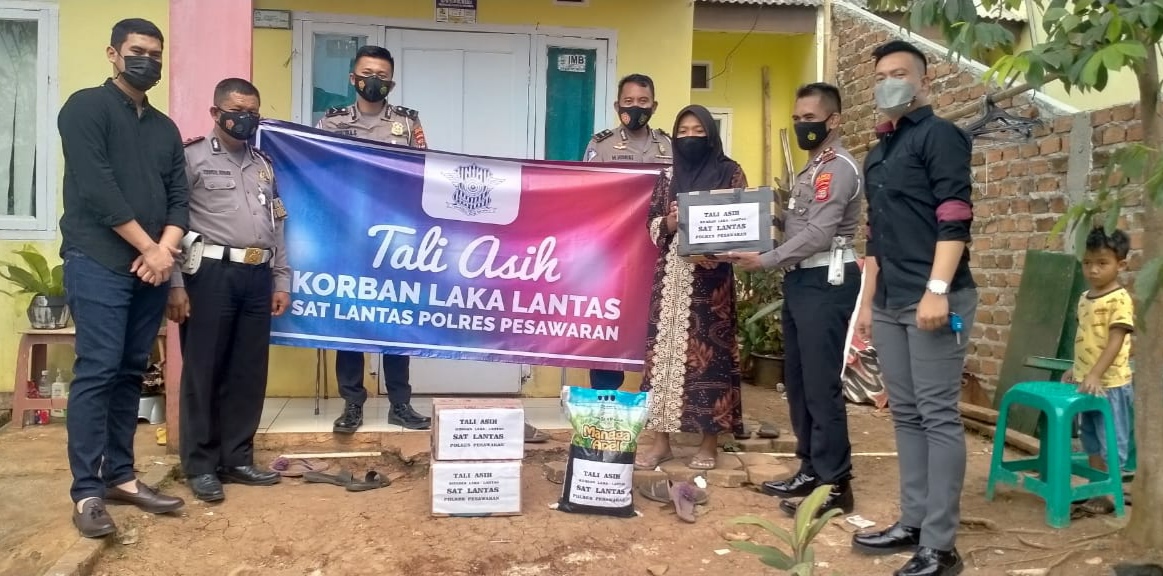 Satlantas Beri Tali Asih untuk Korban Lakalantas