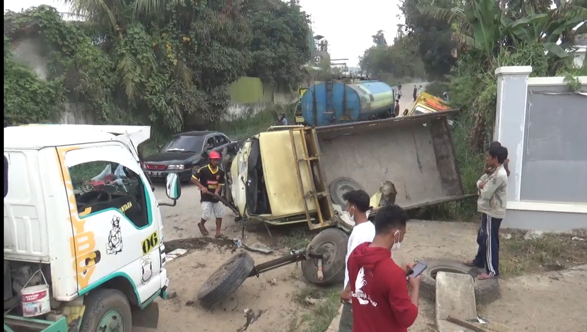 Kecelakaan Beruntun Tewaskan Pengendara Motor