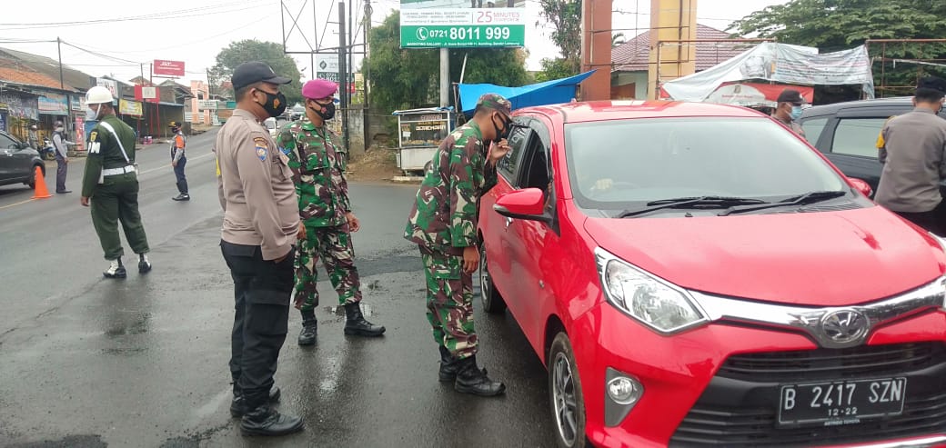 Babinsa Kodim 0410/KBL Terus Lakukan Penyekatan di Perbatasan