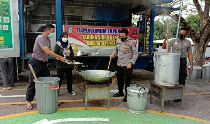 Polres Pringsewu Siapkan Dapur Umum untuk Warga Isoman