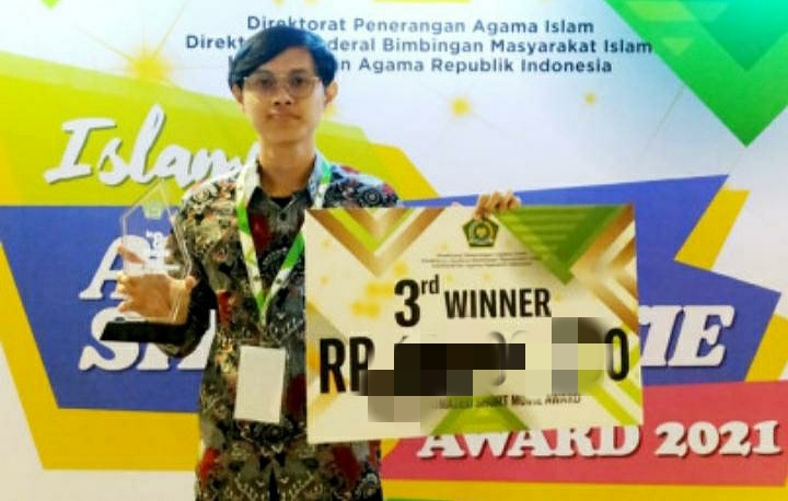 Mahasiswa UTI Juara Kompetisi Film Pendek Islami