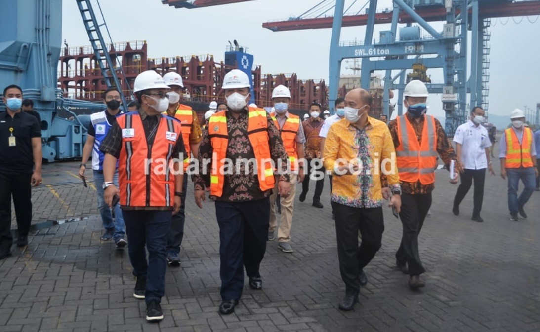 Via Rute Baru Meratus Internasional, Gubernur Arinal Lepas Produk Perdana PT GGP ke Singapura