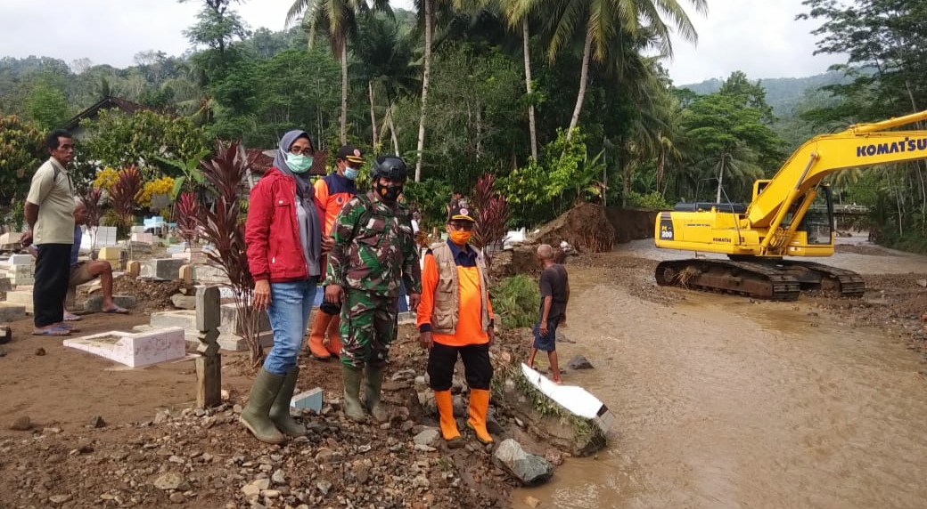 Tanggul Way Sedayu Jebol, Ratusan Rumah Terendam