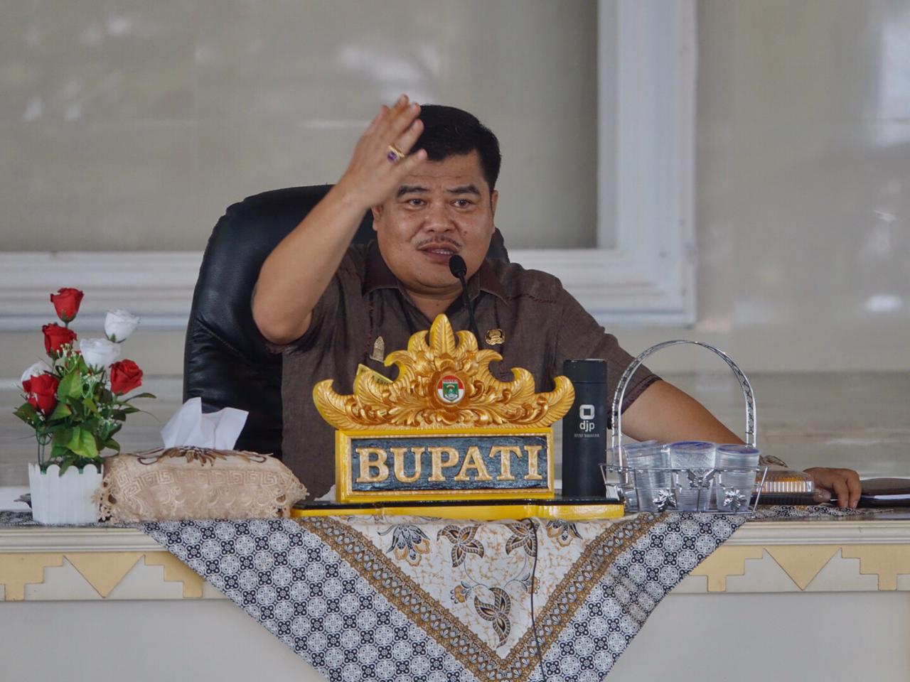 Kerja Lebih Ekstra, Bupati Akan Percepat Vaksinasi di Wilayah Kasus Tinggi