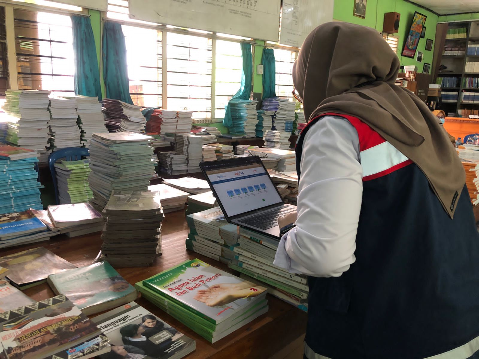 Perpustakaan Digital Jadi Salah Satu Penunjang Pembelajaran SMAN 1 Terbanggibesar