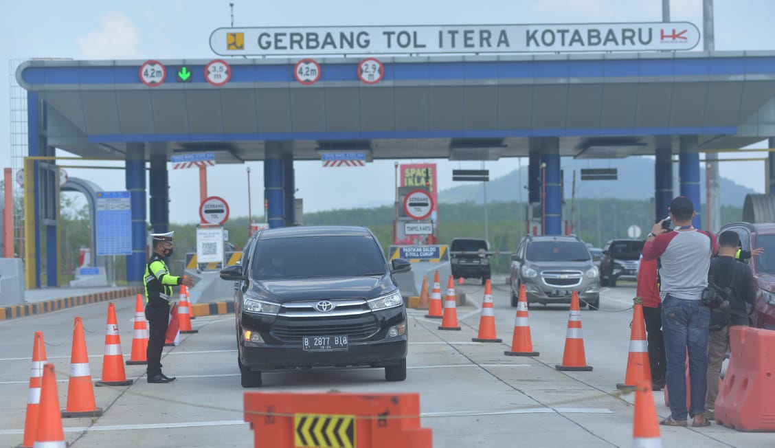 JTTS Lampung Belum Akan Terapkan Bayar Tol Tanpa Berhenti