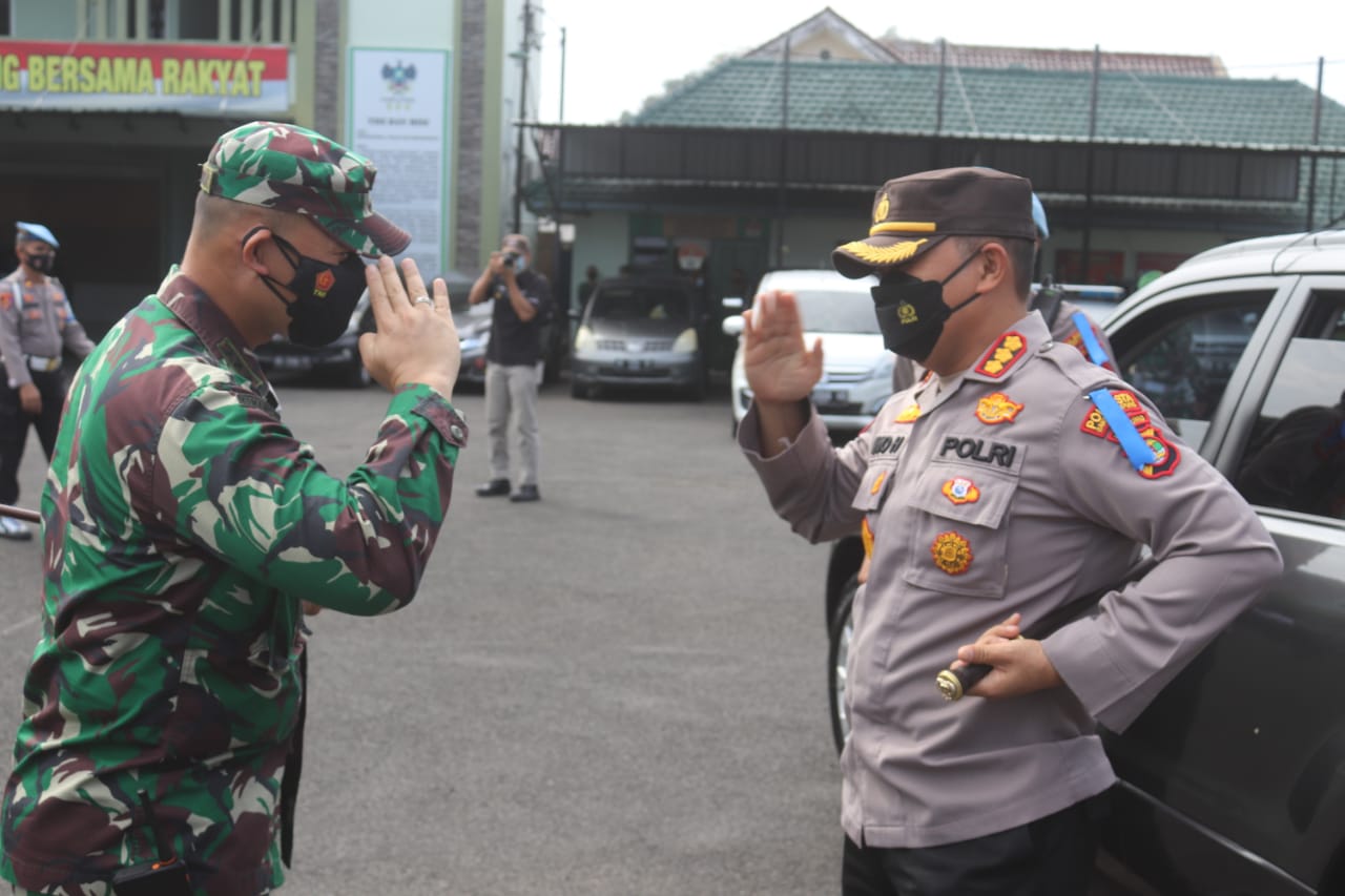 Dandim 0410/KBL Sambut Kunjungan Kapolresta Bandarlampung