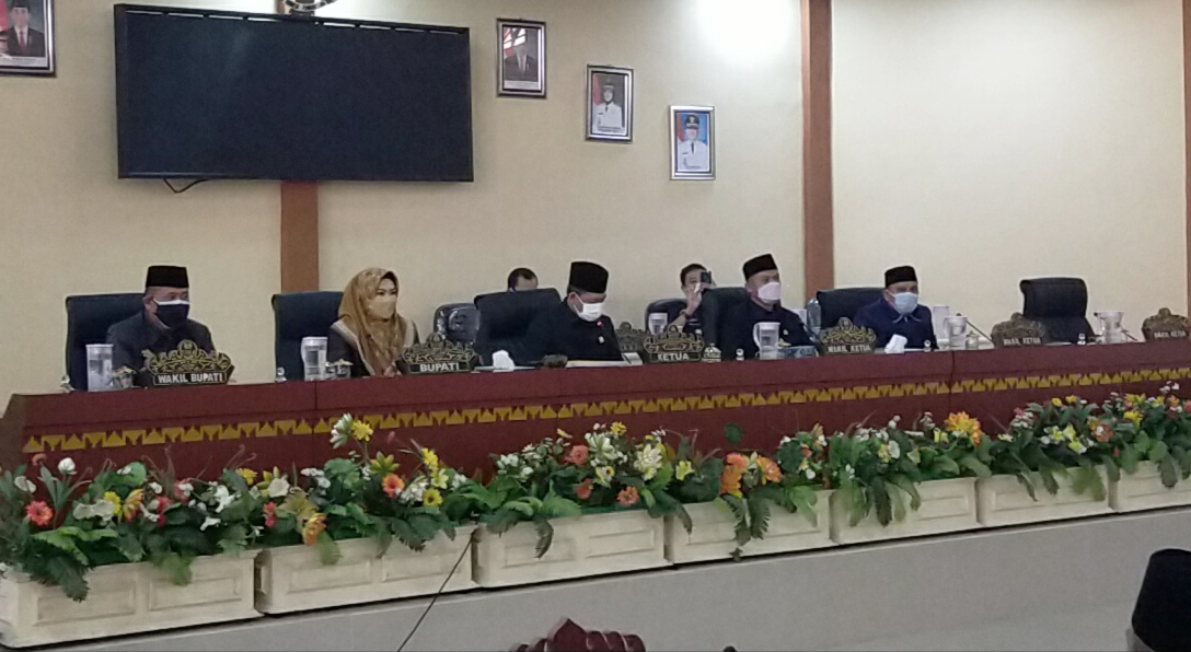 Bupati Sampaikan Draft APBD Perubahan