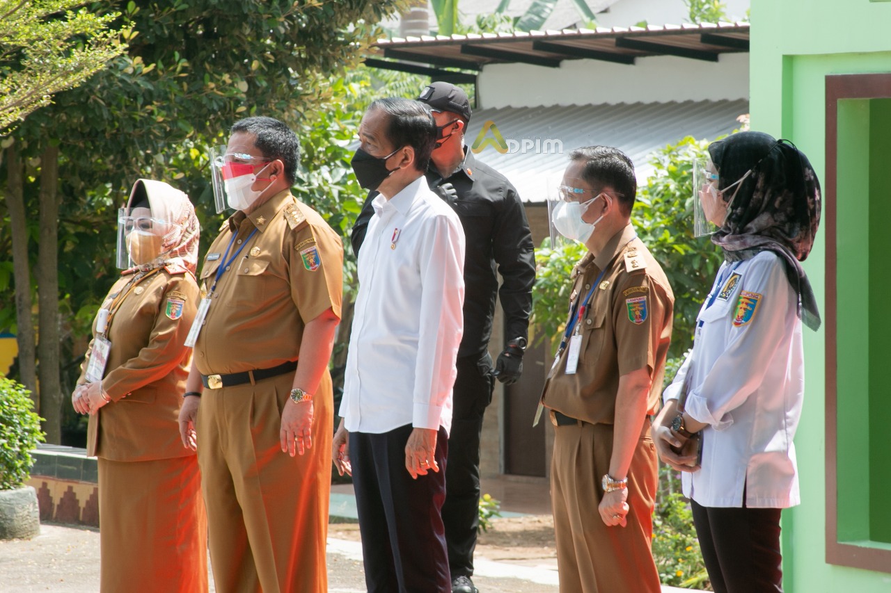 Sambut Presiden di SMAN 2 Bandarlampung, Senator Jihan Optimistis Vaksinasi Pelajar dan Tendik Berjalan Massif