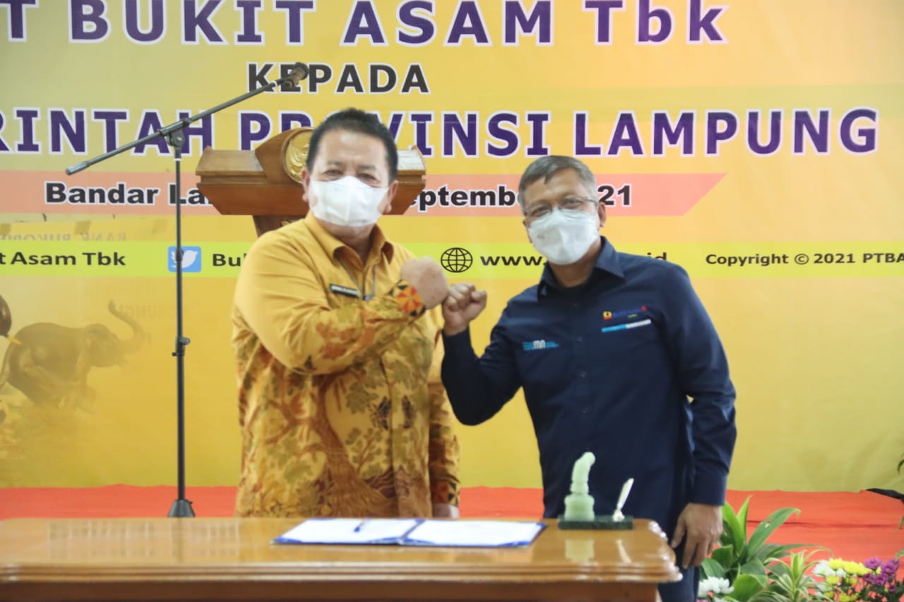 Pemprov Lampung Terima Hibah 24 Kendaraan Dari PT. Bukit Asam