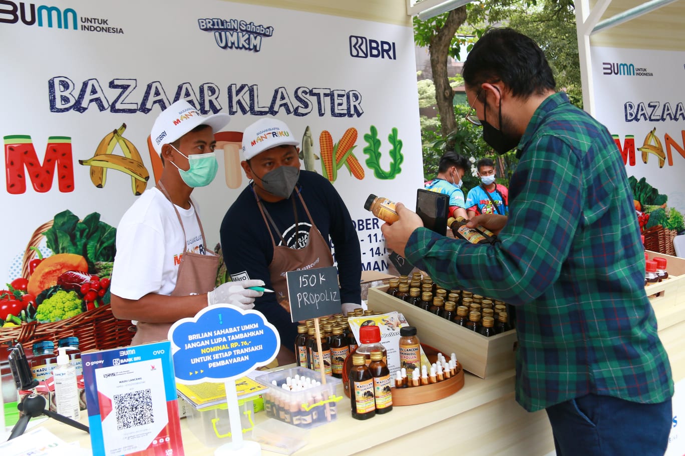 Terus Dorong Geliat UMKM, BRI Gelar Bazaar Klaster Mantriku