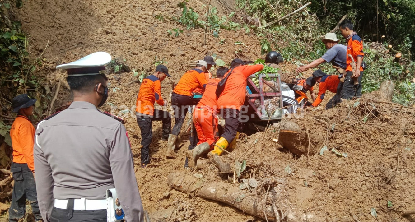 Jalur Liwa-Krui Sudah Bisa Dilewati, Tapi Hati-hati!