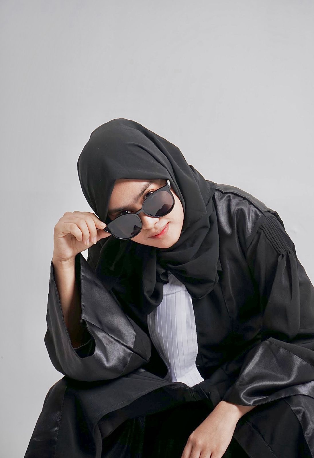 Profil Shella Maulana, Model Cantik yang Pilih Terjun ke Dunia Hukum