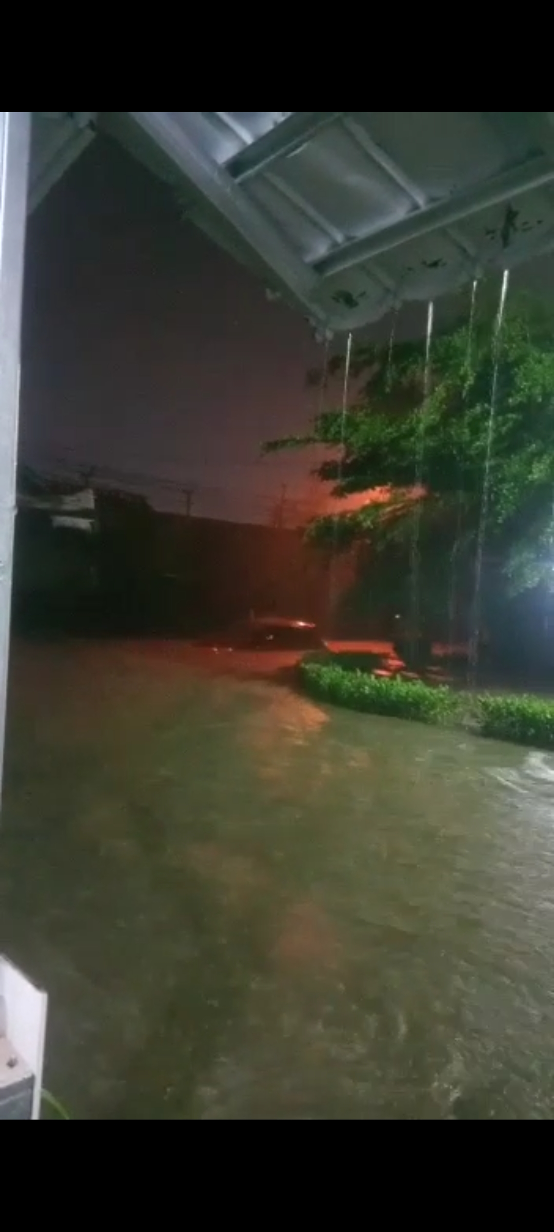 Hujan Guyur Kota Bandarlampung, Perumahan di Jl. Pulau Buton Sempat Terendam Banjir