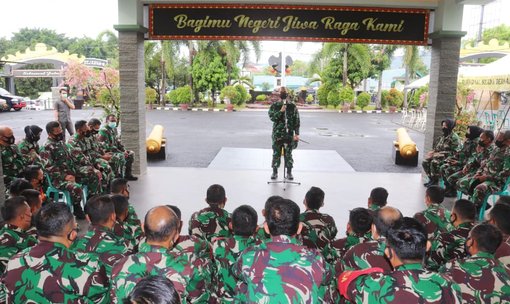 Cegah Pelanggaran Disiplin, Kolonel Inf Romas Herlandes Gelar Jam Komandan Bagi Prajurit dan PNS Kodim 0410/KB