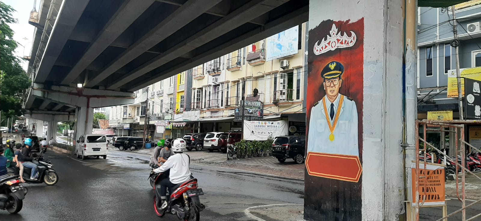 Wajah Wali Kota dari Zaman ke Zaman Hiasi Flyover Pahoman