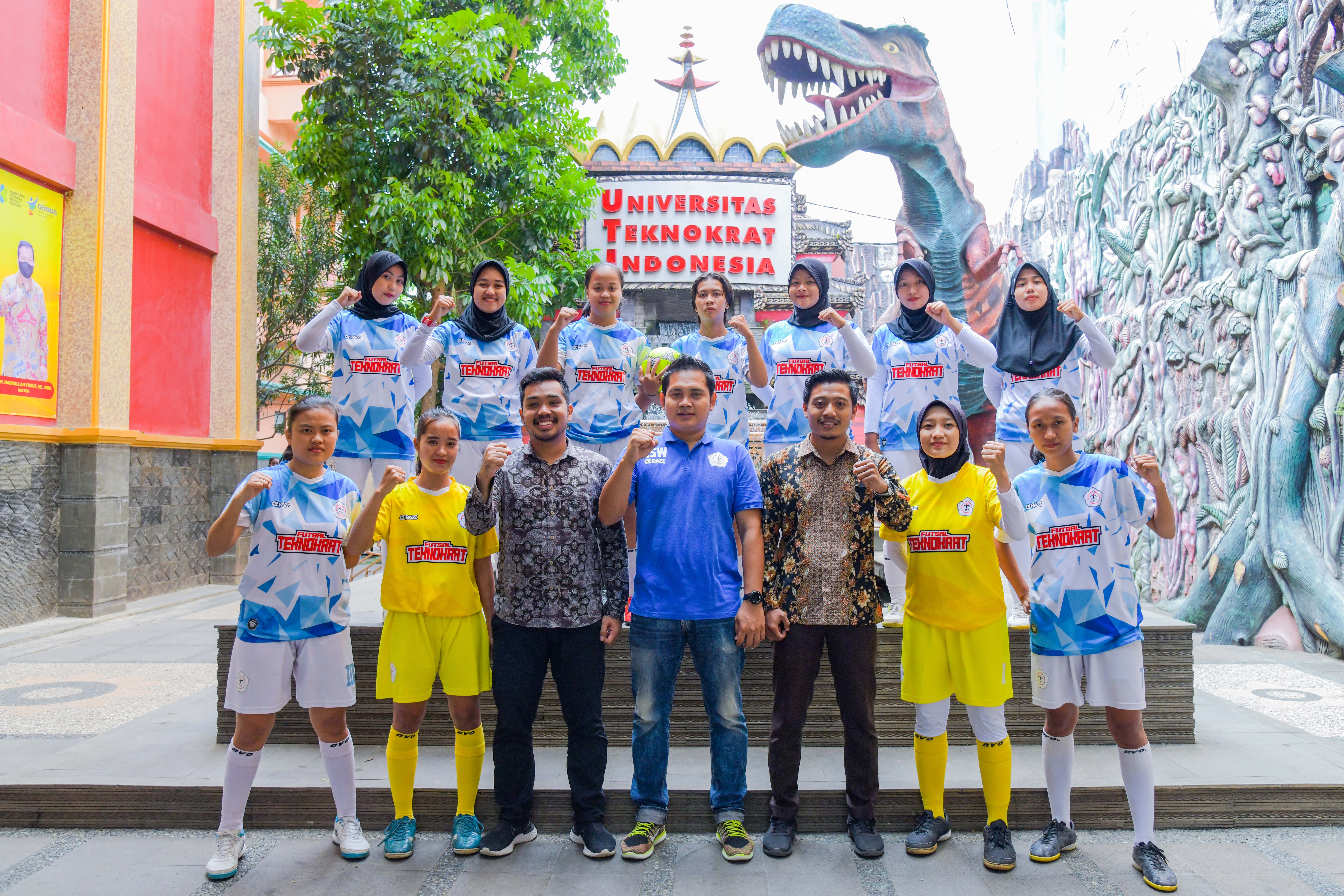 Selamat ! Tim Futsal Putri Universitas Teknokrat Indonesia Juarai Itera Open