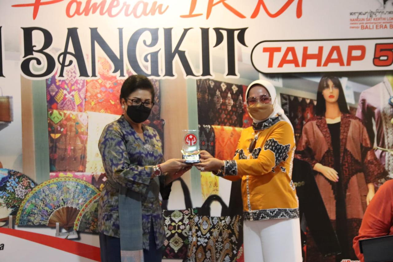 Dekranasda Lampung dan Bali Lakukan Kolaborasi Produk UMKM