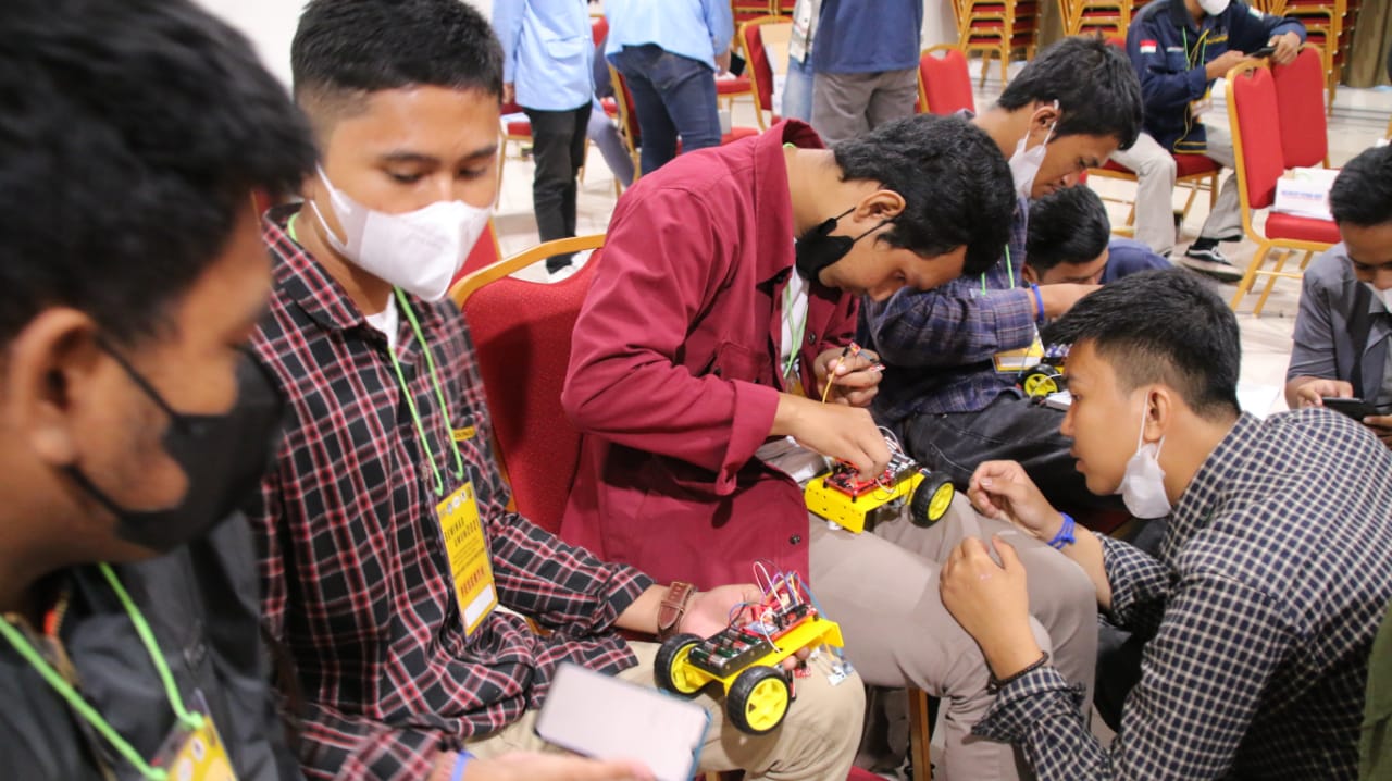 TIM PKM UBL Gelar Workshop Robotik & Rapid Prototyping bagi Siswa SMK/SMA dan Mahasiswa se Lampung