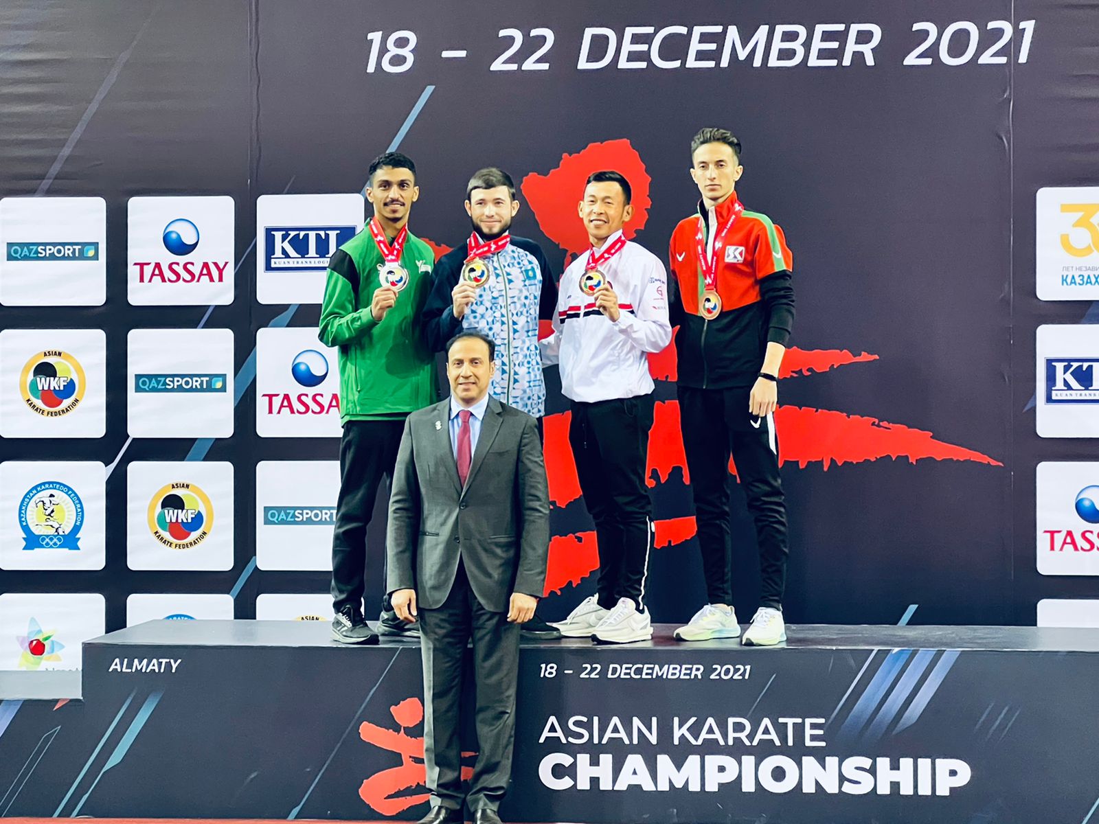 Membanggakan, Dua Karateka Lampung Juara Ajang Asia Karate Championship