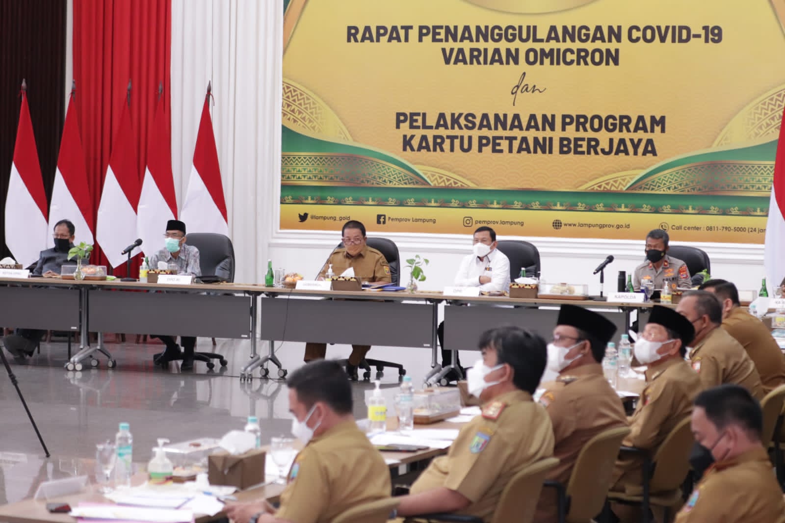 Gubernur Arinal Junaidi Dorong Seluruh Daerah di Lampung Percepat Vaksinasi