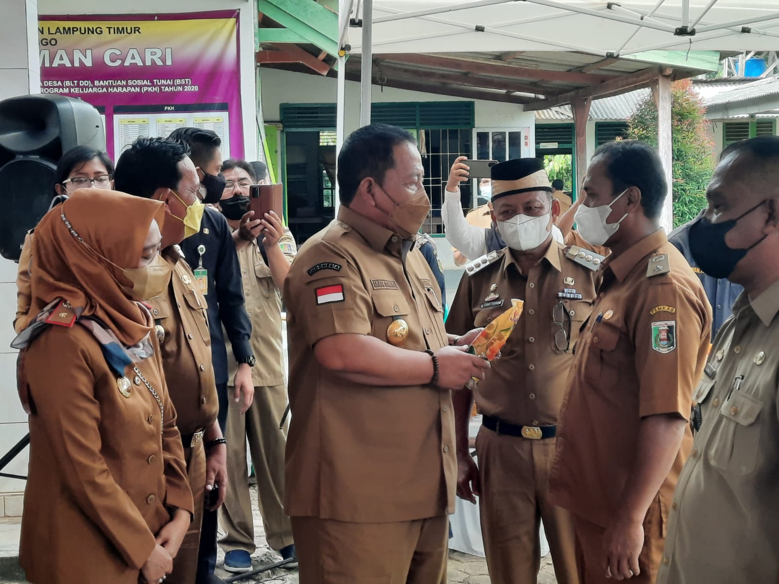 Gubernur Lampung Pantau OP Minyal Goreng di Lamtim