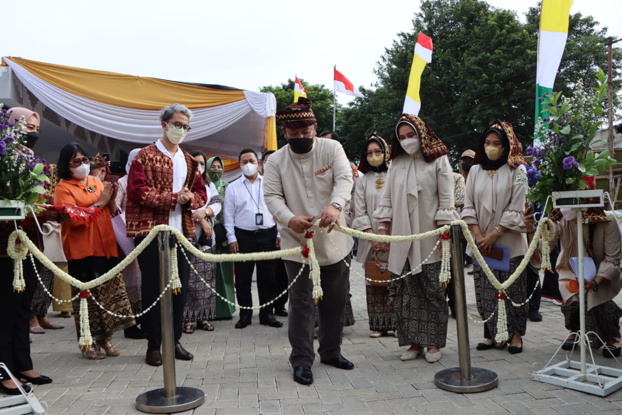 Gubernur Lampung Dorong UMKM Tingkatkan Kualitas dan Produksi Kerajinan