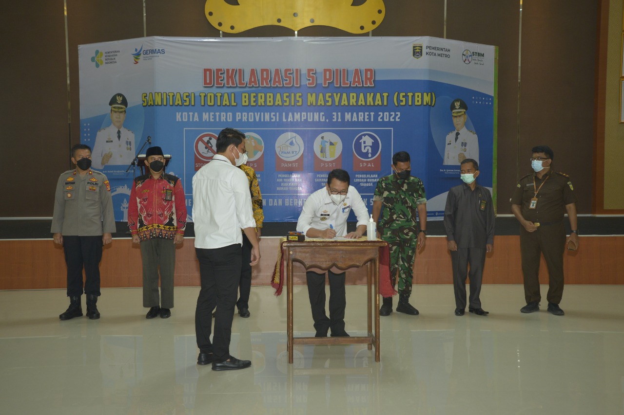 Metro Deklarasi Lima Pilar STBM Menuju Kota Sehat