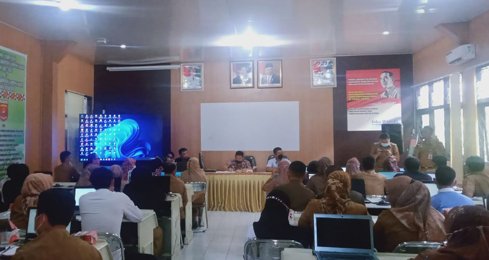 Mulai 1 April, Pemkab Lambar Berlakukan Transaksi Non Tunai