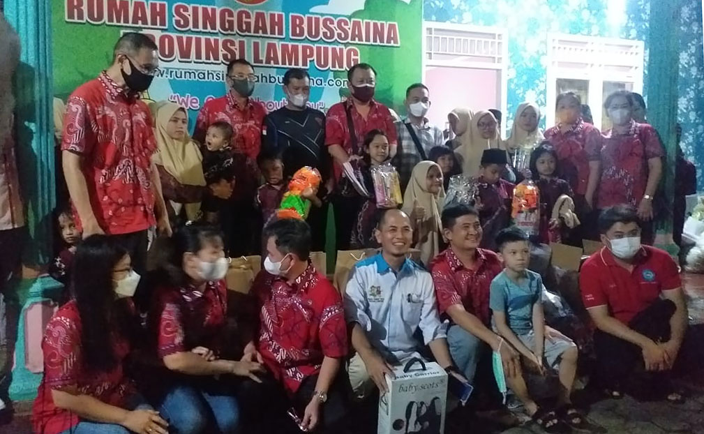 PSMTI-Denpomal Lampung Berbagi Dengan Anak Panti